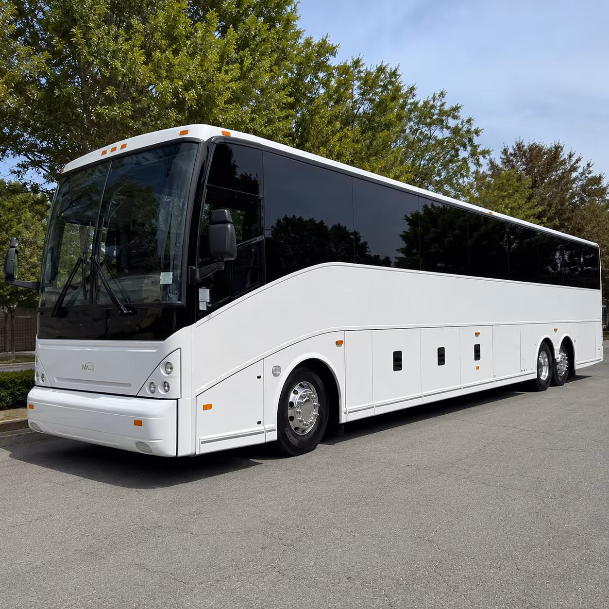 book a wine tour bus for grapevine grapefest from mansfield