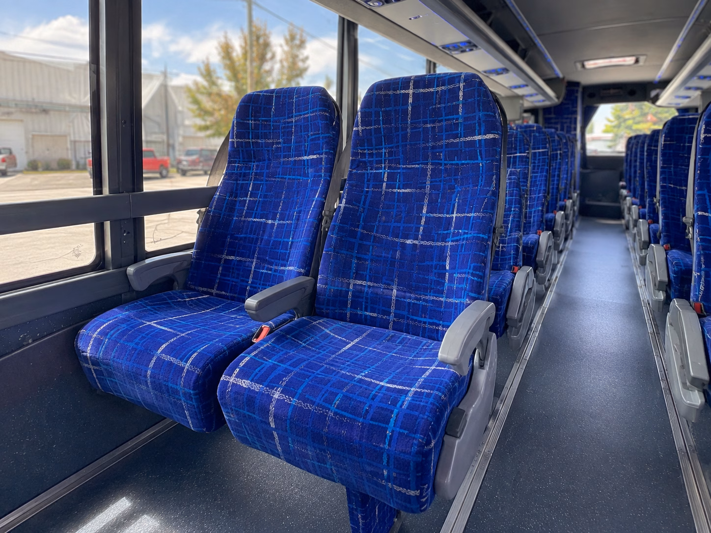 mansfield airport transportation onboard seating