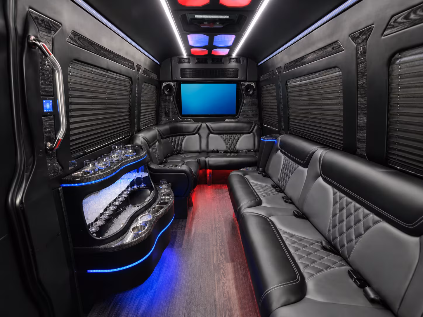 these buses are built for emergency management and first responder training moves
