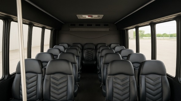 fort worth 28 passenger minibus