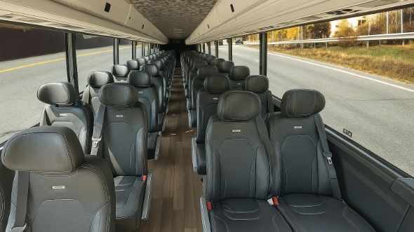 mansfield 15 passenger minibus rental