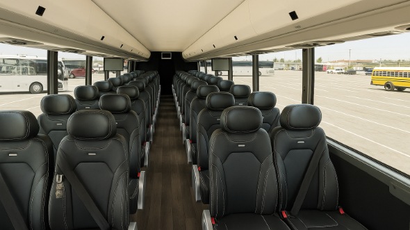 mansfield 28 passenger minibus rental